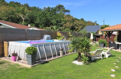 Labenne House | Stunning private villa for 4 guests with private pool, WIFI, TV, terrace and pets allowed