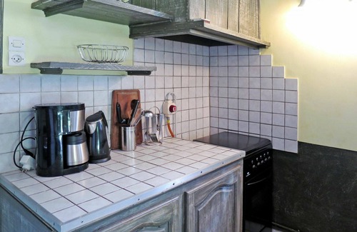 Queyrac House | Stunning private villa for 4 people with TV, terrace and pets allowed