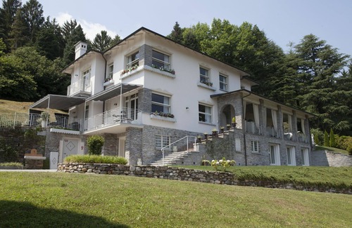 Baveno Villa | Stunning private villa with sauna, private pool, hot tub, A/C, WIFI, TV, patio and panoramic view