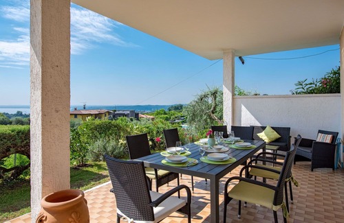 Soiano del Lago House | Stunning private villa for 6 people with WIFI, private pool, TV and terrace