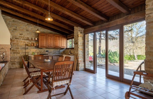 Vesime House | Stunning private villa for 8 guests with WIFI, private pool, TV, patio and pets allowed