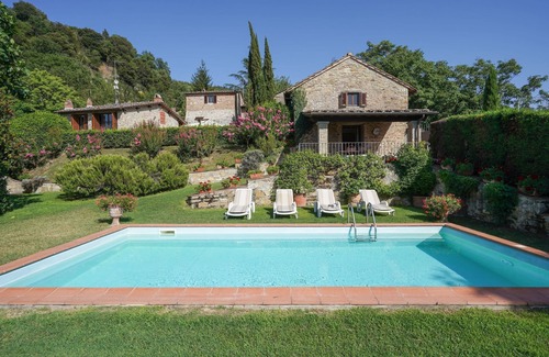 Dicomano Villa | Stunning private villa with A/C, WIFI, private pool, TV, patio, panoramic view and parking