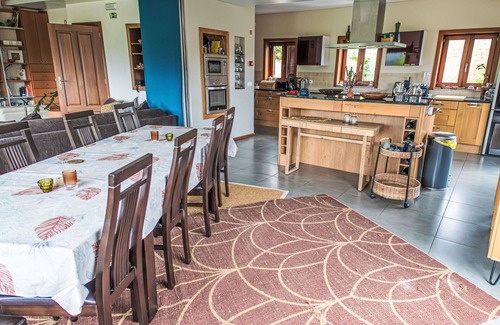 Ponte de Lima Villa | Stunning private villa for 12 guests with WIFI, private pool, TV, patio and parking