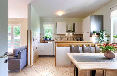 Pican House | Stunning private villa with private pool, A/C, WIFI, TV, patio, pets allowed and parking