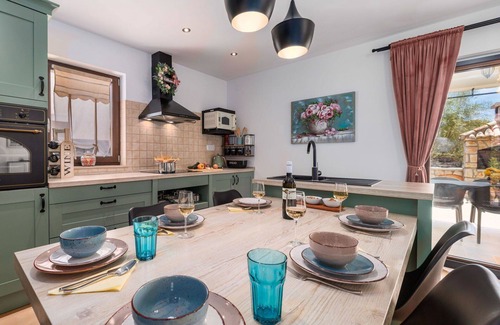 Sveti Ivan Dobrinjski House | Stunning private villa with A/C, WIFI, private pool, TV, terrace, pets allowed and parking