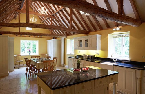 Mayfield House | Stunning Renovated Oast House