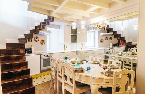 Santo Estevao Apartment | Stunning river view Portuguese Soul Large Terrace Alfama, sleeps 10