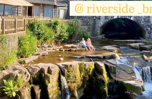 Llangynidr Apartment | Stunning riverside apartment/barn, own waterfall view’s & nestled in nature