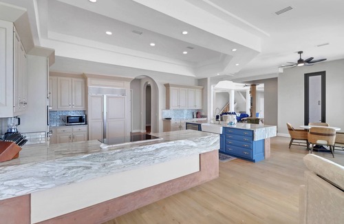 Iona Shores House | Stunning S. Fort Myers Riverfront Home With Unforgettable Sunsets! 2 Primary Suites! Heated Pool!