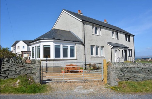 Port Charlotte House | Stunning sea view, 1 minute to beach & conservation villagenSleeps 6, 3 bedrooms