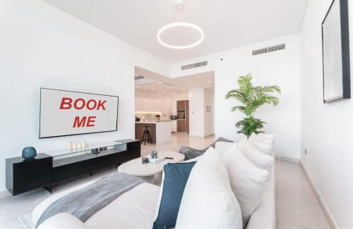 Dubai Maritime City Apartment | Stunning Sea View Escape at Anwa by Omniyat