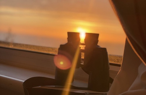 Trebetherick House | Stunning sea views and sunsets 4 min from beach and surfing. Sleeps 12