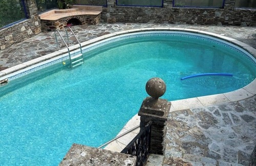 Torquay House | Stunning sea views from cliff top over Lymebay