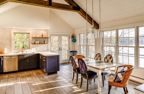 Ludlow House | Stunning Ski and Lake home - ideal family or friend getaway