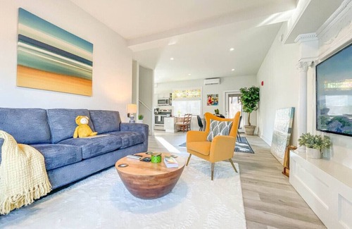 Willard Apartment | Stunning South Portland Apartment w/Pool