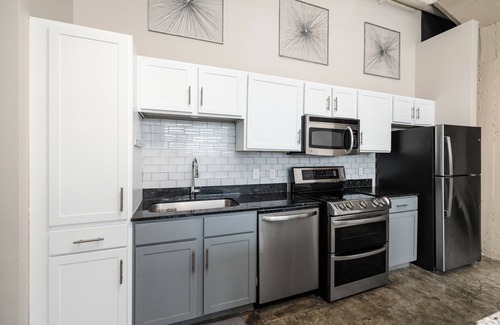 Downtown San Antonio Condo | Stunning Southtown Condo