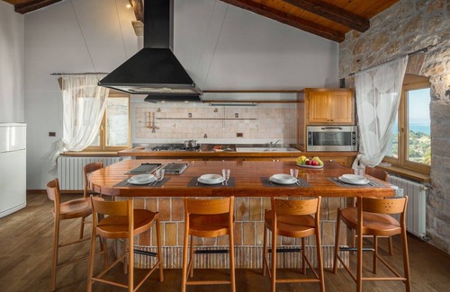 Vrsar Villa | Stunning stone house nestled in the heart of the historic old town of Vrsar.