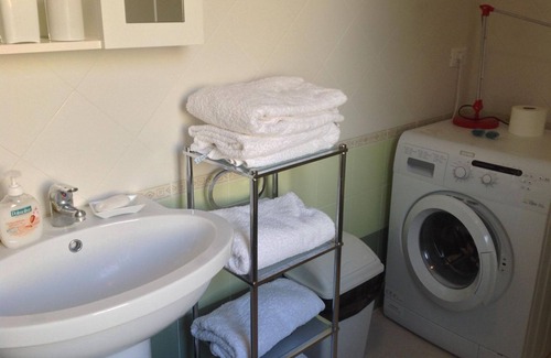 Pizzo Apartment | Stunning Studio holiday apartment for 3 on resort, close to beach with 2 pools