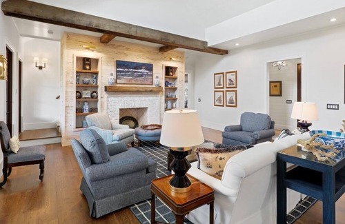 Sullivan's Island House | Stunning Sullivan's Island Monthly Summer Rental