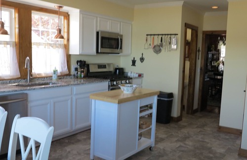 Pocasset House | Stunning sunsets overlooking Buzzards Bay