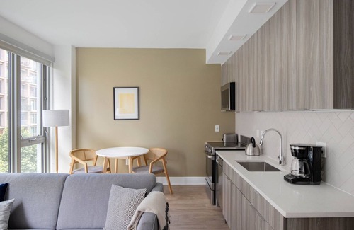 Capitol Hill Apartment | Stunning SW Waterfront Jr 1BR w/Rooftop Pool, Gym & W/D, by Blueground