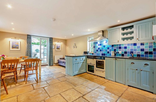 Ilmington Cottage | Stunning thatched dog friendly holiday cottage - The Glen, Ilmington