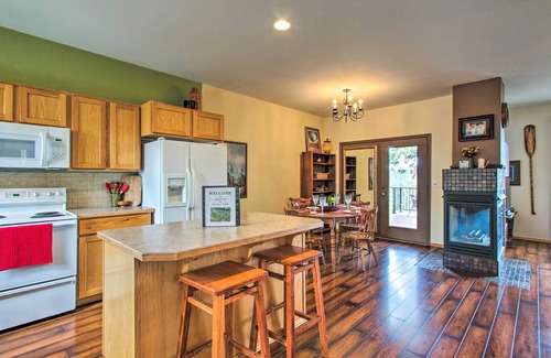 Klamath Falls House | Stunning Townhome Near Upper Klamath Lake!