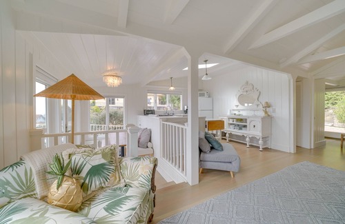 Ventura Cottage | Stunning Ventura Cottage w/Deck + Ocean View!