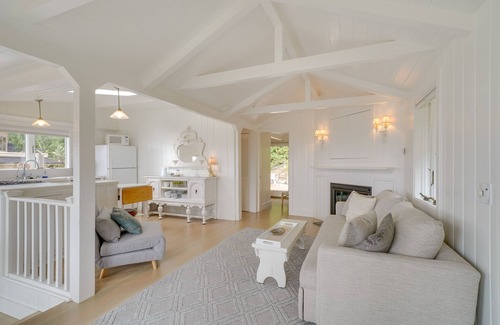 Ventura Cottage | Stunning Ventura Cottage w/Deck + Ocean View!