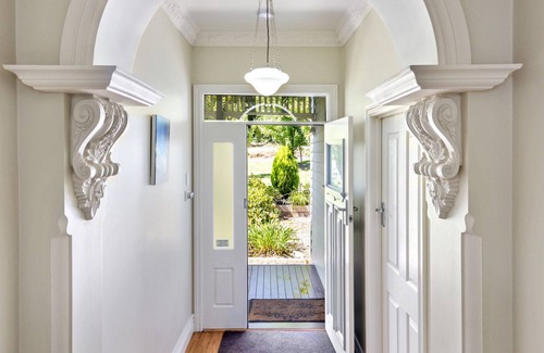 Marysville House | Stunning Victorian Character home in the heart of Marysville