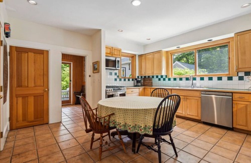 Byfield House | Stunning Victorian Estate with Lap Pool, Gardens and Huge Porch