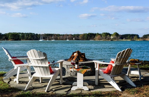 Neavitt House | Stunning views at WATERFRONT St Michaels area historic home, dog friendly