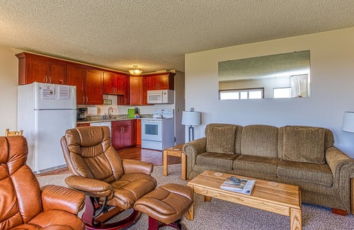 Moclips Condo | Stunning Views from this Waterfront Condo