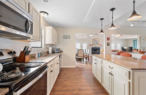 Tybee Island House | Stunning Views, Private Location, Short Walk to the Beach, Bird Watching