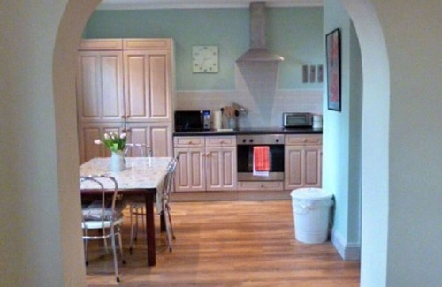 Breedon on the Hill House | Stunning villa for 4 people with WIFI, TV and pets allowed