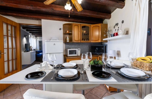 Terzo d'Aquileia House | Stunning villa for 6 people with WIFI, TV, terrace, pets allowed and parking