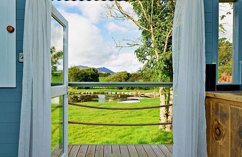 Rhyd-y-clafdy House | Stunning villa for 2 guests