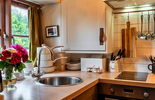 The Lizard House | Stunning villa for 2 guests with WIFI and pets allowed