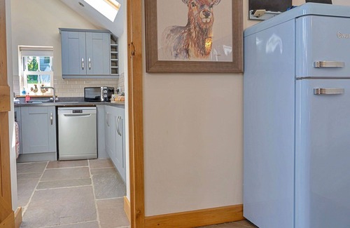 Tansley House | Stunning villa for 2 people with WIFI