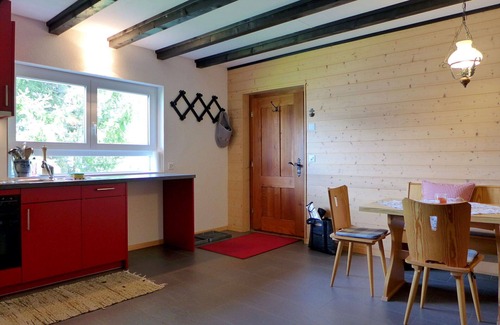 Eischoll House | Stunning villa for 4 guests with WIFI, TV, patio and panoramic view
