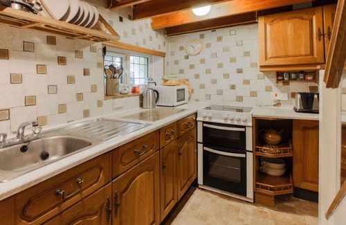 Pentewan House | Stunning villa for 6 guests with TV