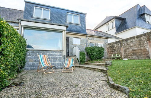 Saint-Ideuc House | Stunning villa for 6 people with WIFI, TV and terrace