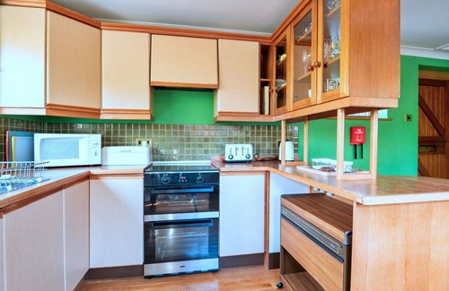 Llanidloes House | Stunning villa for 6 people with WIFI and terrace