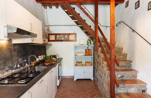 Borgo San Lorenzo Villa | Stunning villa for 6 people with private pool, WIFI, TV and panoramic view, close to Florence