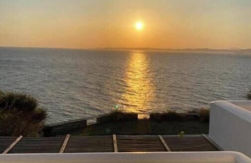 Kea House | Stunning villa with a pool and with a private beach in Kea, Cyclades.