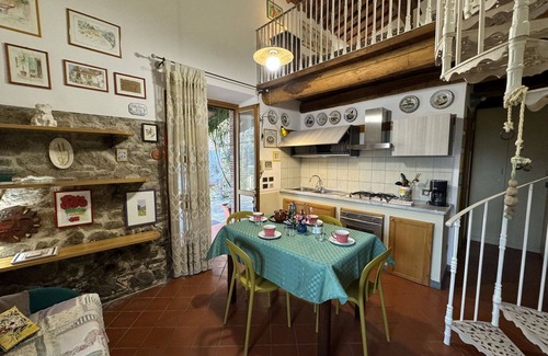 Vicopelago Villa | Stunning villa with WIFI, private pool, TV, veranda, pets allowed, panoramic view and parking