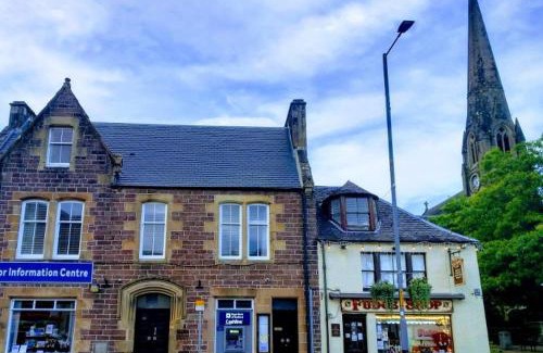 Callander House | Stunning Village Centre Holiday Home