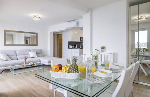 Villefranche-sur-Mer Apartment | Stunning Waterfront Apartment Villefranche Sur-Mer