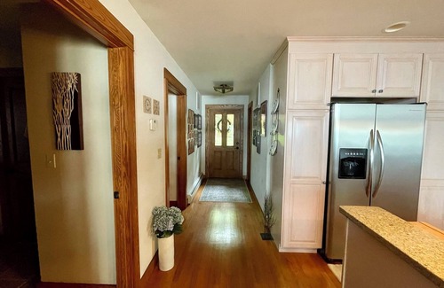 Tafton House | Stunning Wallenpaupack Lakefront with panoramic views and gentle slope