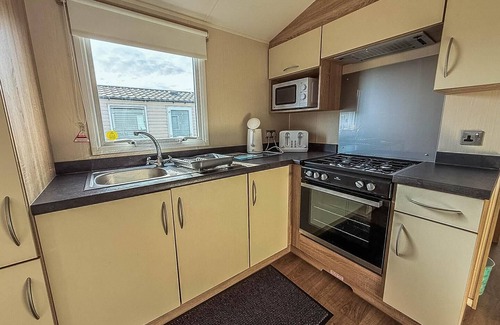 Hopton House | Stunning10 berth caravan with decking at Broadland Sands in Suffolk ref 20082BS